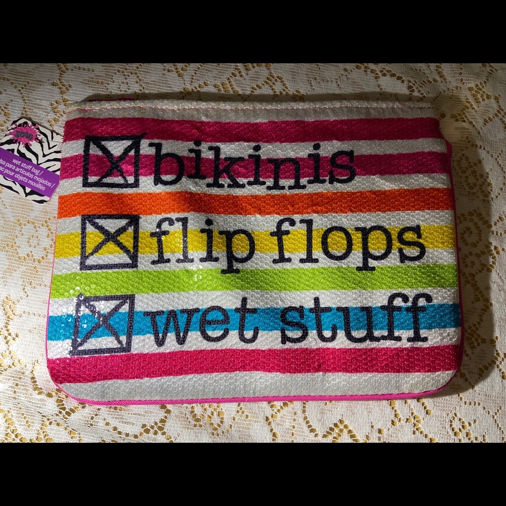 Travel bag for wet items.